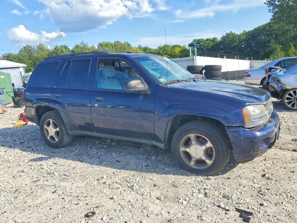 Photo 4 from auction – 2007 CHEVROLET TRAILBLAZER with VIN 1GNDT13S772204909
