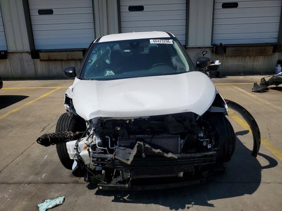 Photo 5 from auction – 2024 NISSAN KICKS with VIN 3N1CP5BV5RL506554
