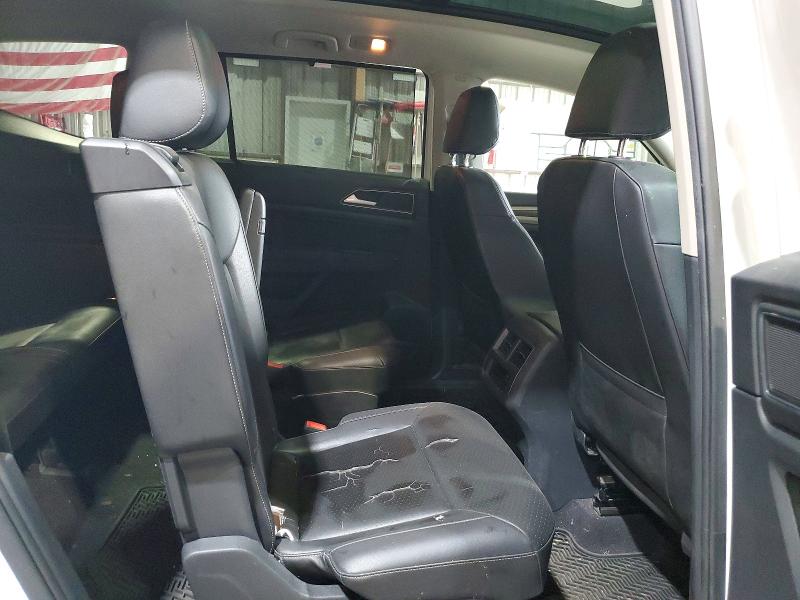 Photo 11 from auction – 2019 VOLKSWAGEN ATLAS with VIN 1V2MR2CA4KC537459