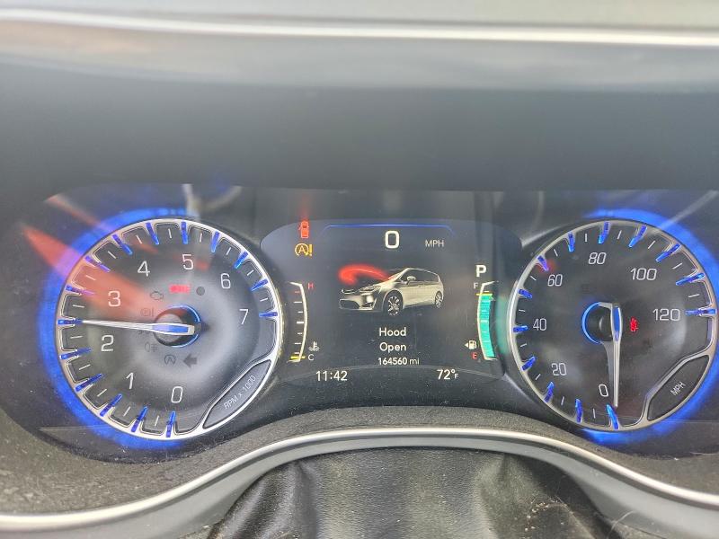 Photo 9 from auction – 2018 CHRYSLER PACIFICA with VIN 2C4RC1GG7JR247580
