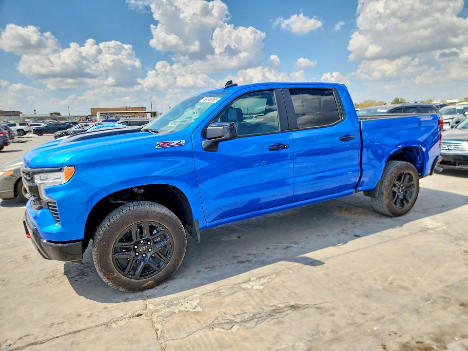 2025 CHEVROLET SILVERADO - Търг №66346366
