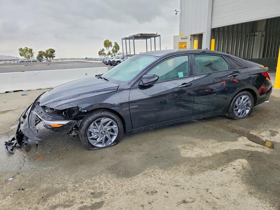 HYUNDAI ELANTRA HYBRID 2026 с VIN KMHLM4DJXTU209556 - Снимка от търг