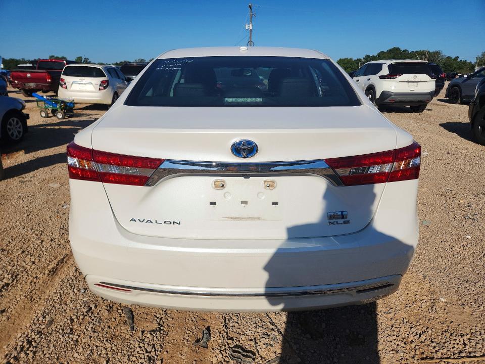 Photo 6 from auction – 2015 TOYOTA AVALON HYBRID with VIN 4T1BD1EB8FU048310