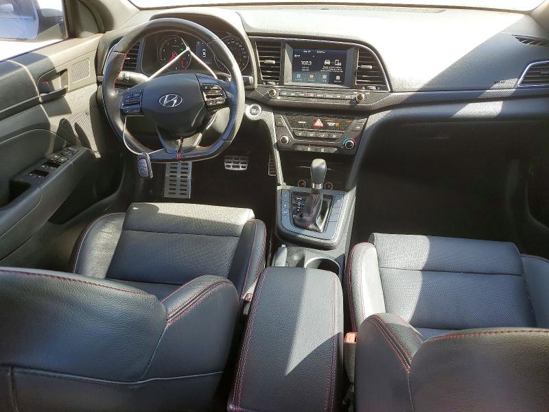 Снимка 8 от търг – 2017 HYUNDAI ELANTRA с VIN KMHD04LB3HU385267