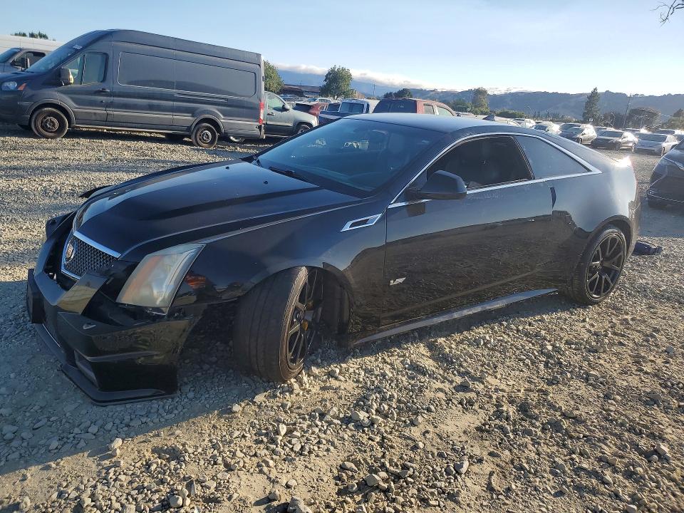 CADILLAC CTS-V 2013 z numerem VIN 1G6DV1EP4D0168991 - Zdjęcie z aukcji