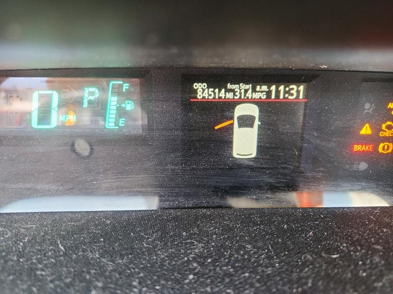 Снимка 9 от търг – 2013 TOYOTA PRIUS C с VIN JTDKDTB37D1043367
