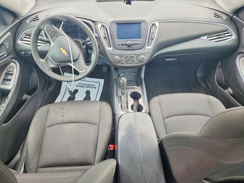 Photo 8 from auction – 2018 CHEVROLET MALIBU with VIN 1G1ZD5ST2JF129588