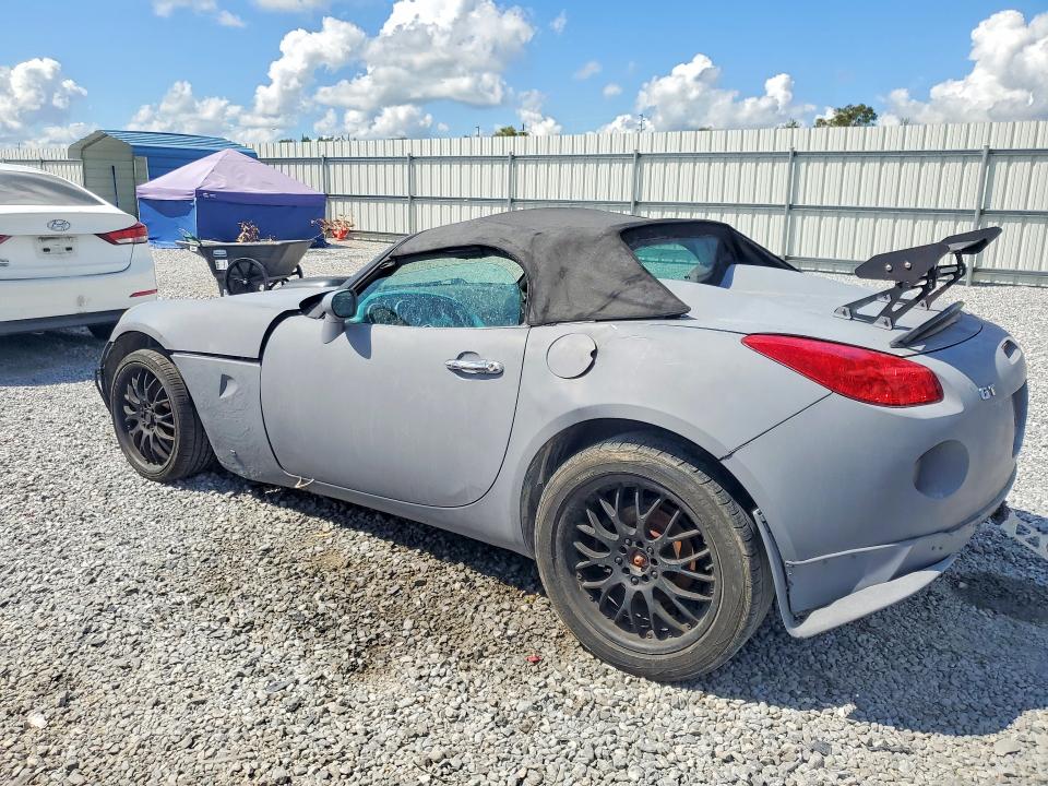 Photo 2 from auction – 2006 PONTIAC SOLSTICE with VIN 1G2MB33B66Y102458