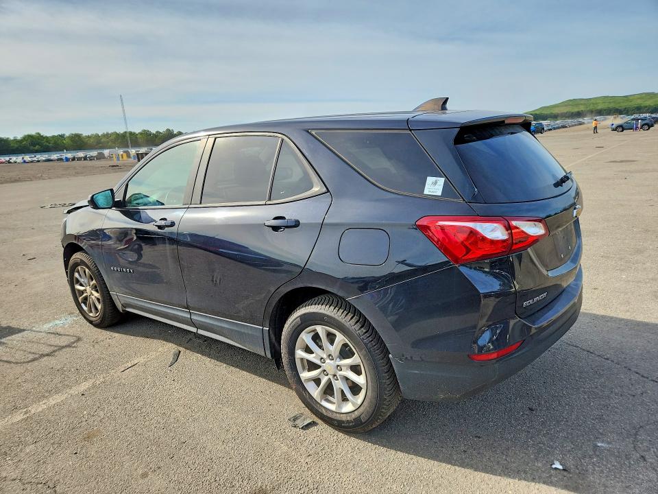 Photo 2 from auction – 2020 CHEVROLET EQUINOX with VIN 2GNAXHEV2L6285662