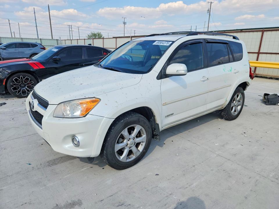 TOYOTA RAV4 2012 مع رقم تعريف المركبة 2T3YF4DV2CW120915 - صورة من المزاد