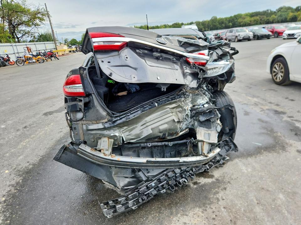 Zdjęcie 6 z aukcji – 2018 FORD FUSION z VIN 3FA6P0LU0JR131814