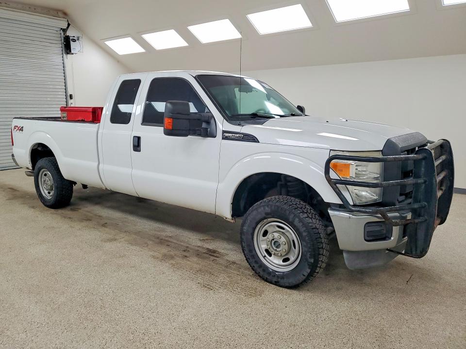 Photo 4 from auction – 2014 FORD F250 with VIN 1FT7X2B65EEA55528