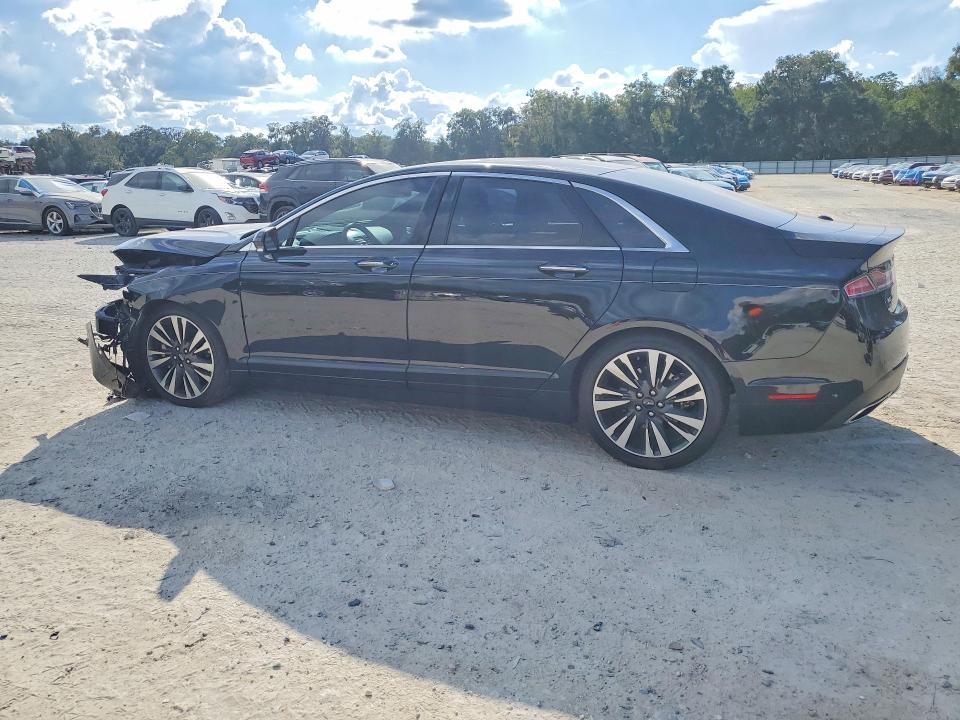 Снимка 2 от търг – 2017 LINCOLN MKZ с VIN 3LN6L5EC0HR649550