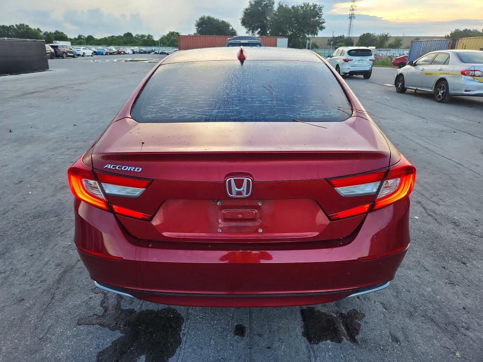 Снимка 6 от търг – 2019 HONDA ACCORD с VIN 1HGCV1F13KA083278