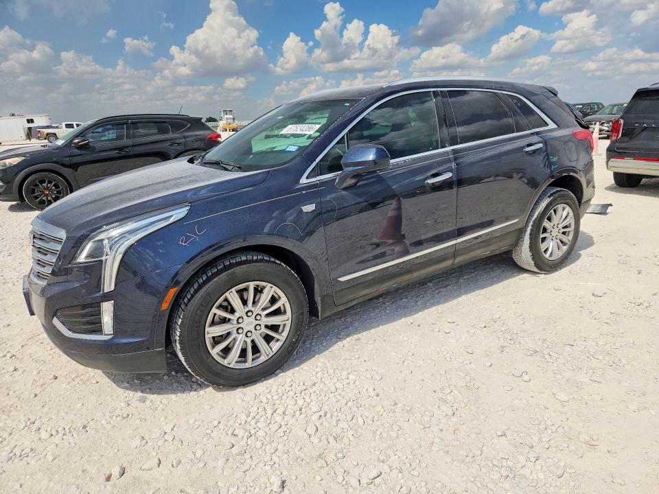 CADILLAC XT5 2017 with VIN 1GYKNARS2HZ268540 - Photo from auction