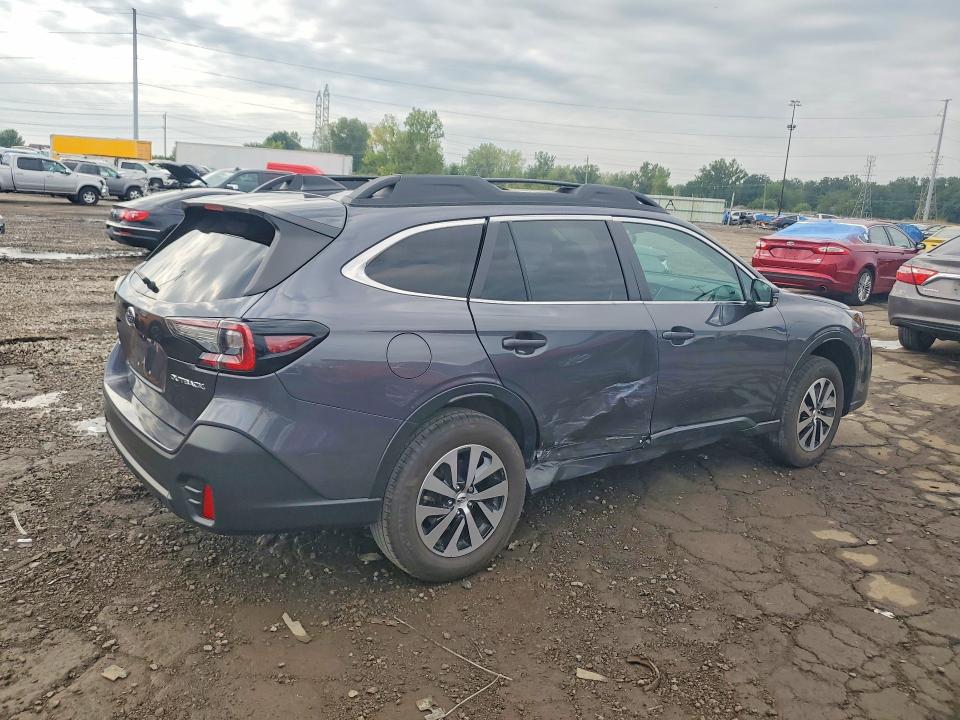Photo 3 from auction – 2022 SUBARU OUTBACK with VIN 4S4BTADCXN3180597
