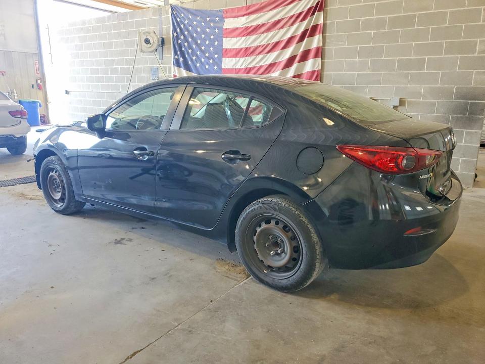 Foto 2 de la subasta – 2016 MAZDA 3 con VIN 3MZBM1T73GM329971