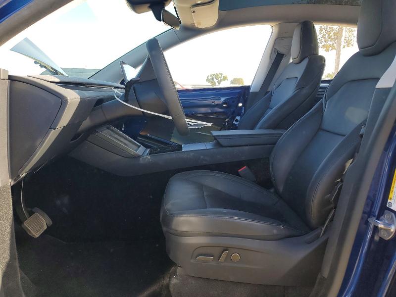 Снимка 7 от търг – 2026 TESLA MODEL Y с VIN 7SAYGDEE0TF527622