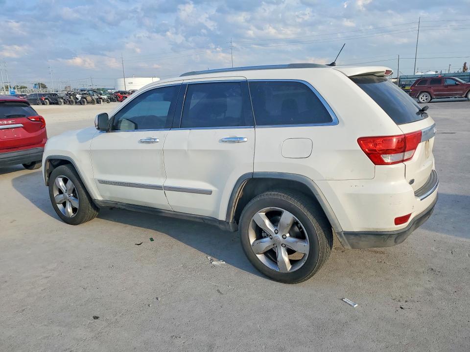 Photo 2 from auction – 2012 JEEP GRAND CHEROKEE with VIN 1C4RJECG2CC194611
