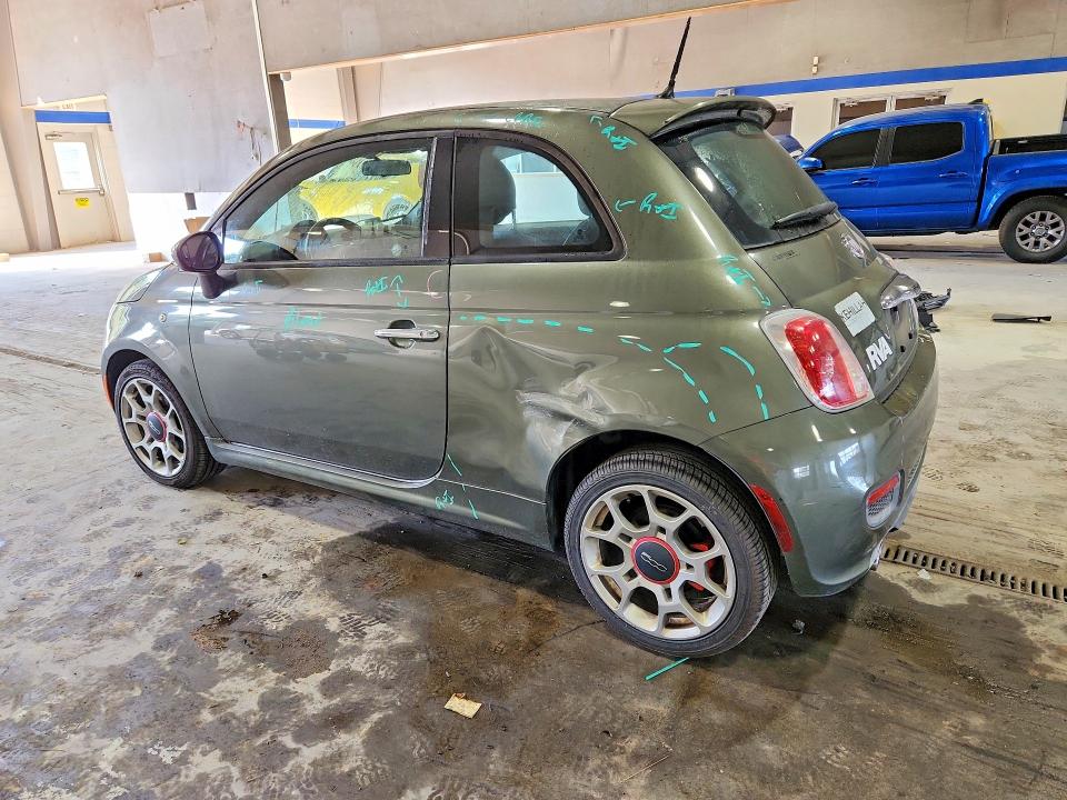 Фото 2 с аукциона – 2015 FIAT 500 с VIN 3C3CFFBR1FT509248