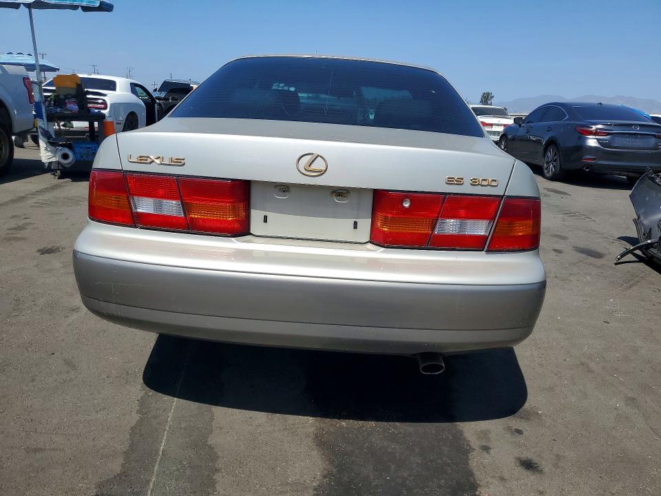 Foto 6 de la subasta – 1997 LEXUS ES con VIN JT8BF22G1V0040381