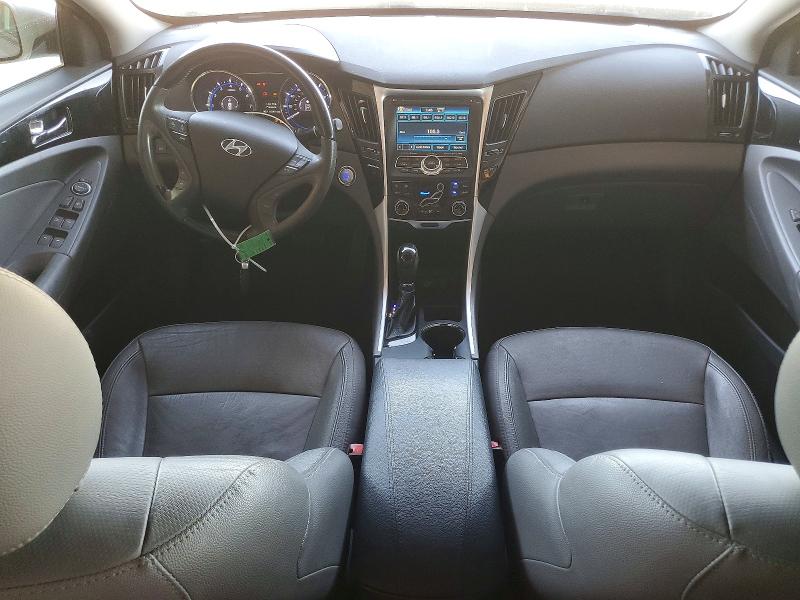 Photo 8 from auction – 2012 HYUNDAI SONATA with VIN 5NPEC4AC5CH425587