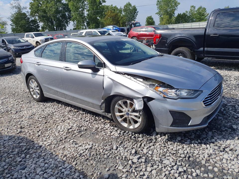 Photo 4 from auction – 2020 FORD FUSION with VIN 3FA6P0HD6LR219181