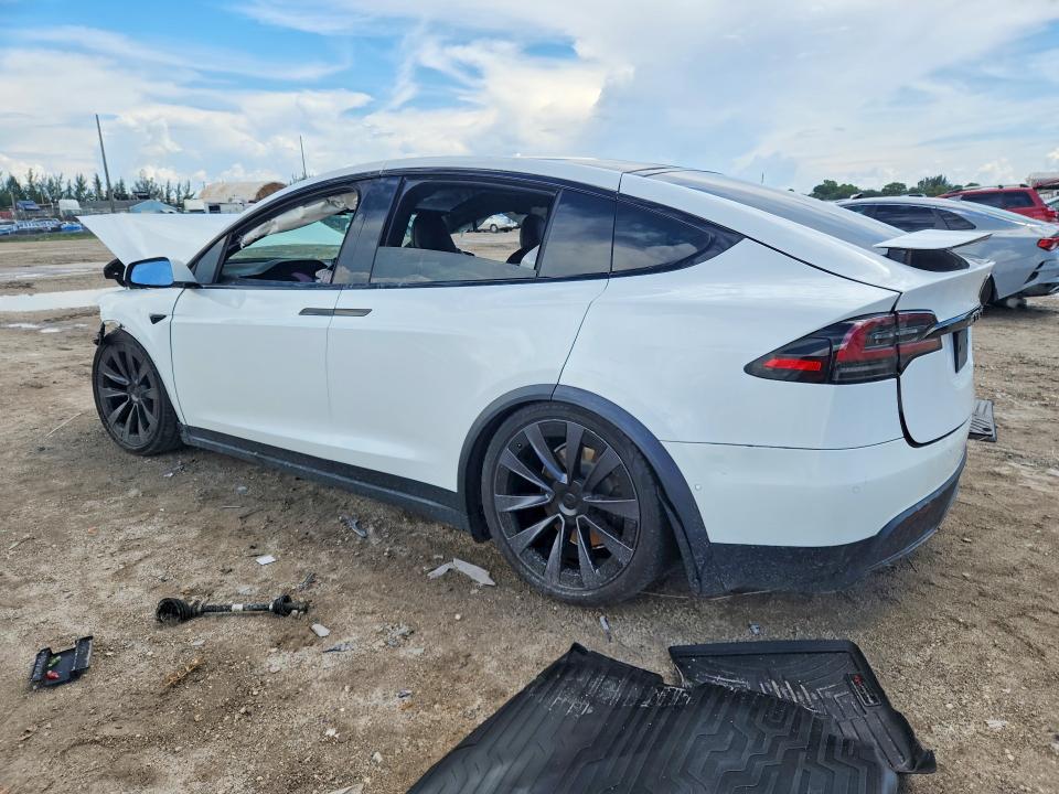 Zdjęcie 2 z aukcji – 2022 TESLA MODEL X z VIN 7SAXCDE57NF364445
