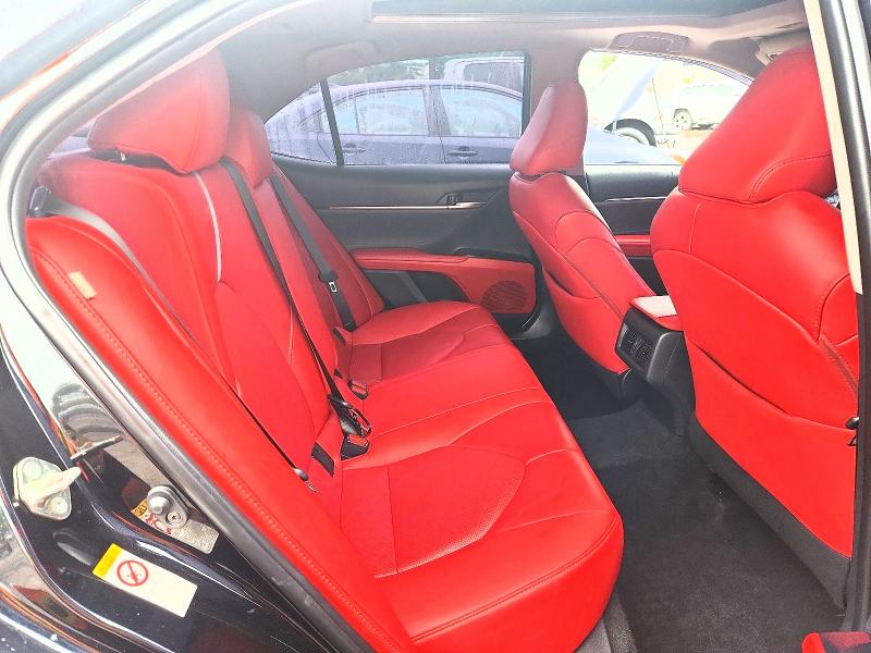 Снимка 10 от търг – 2018 TOYOTA CAMRY с VIN 4T1BZ1HK6JU020060