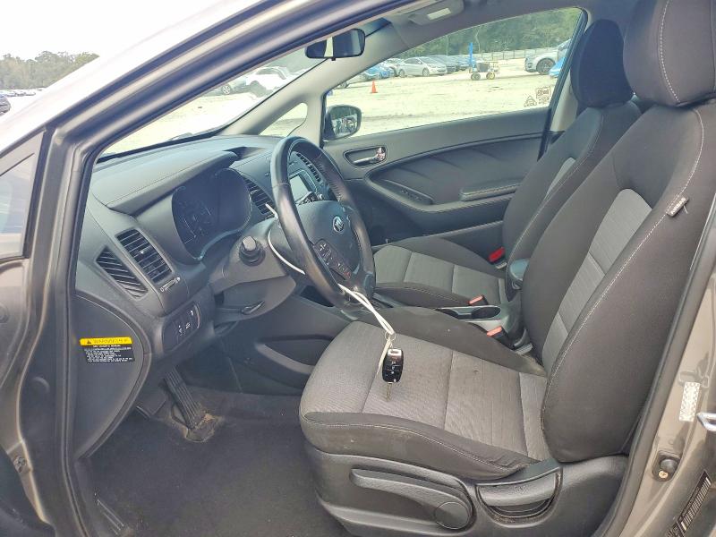 Photo 7 from auction – 2016 KIA FORTE with VIN KNAFX4A87G5553207