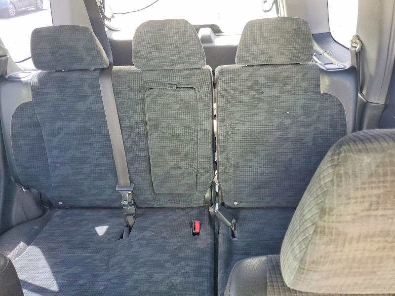 Фото 10 с аукциона – 2004 HONDA CR-V с VIN SHSRD68474U206972