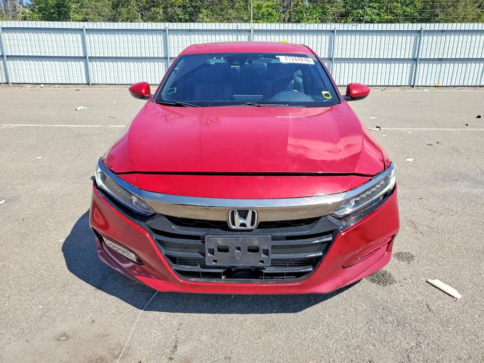 Photo 5 from auction – 2019 HONDA ACCORD with VIN 1HGCV1F32KA072127