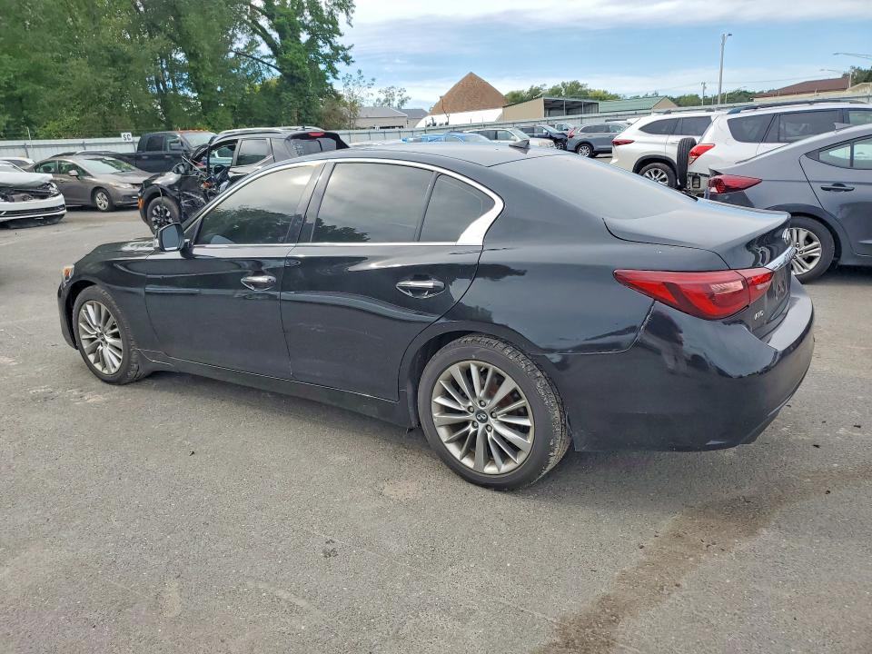 Photo 2 from auction – 2018 INFINITI Q50 with VIN JN1EV7ARXJM430399