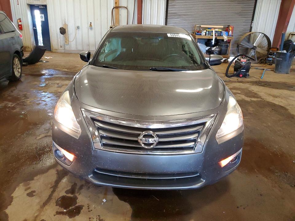 Снимка 5 от търг – 2015 NISSAN ALTIMA с VIN 1N4AL3AP0FC410643