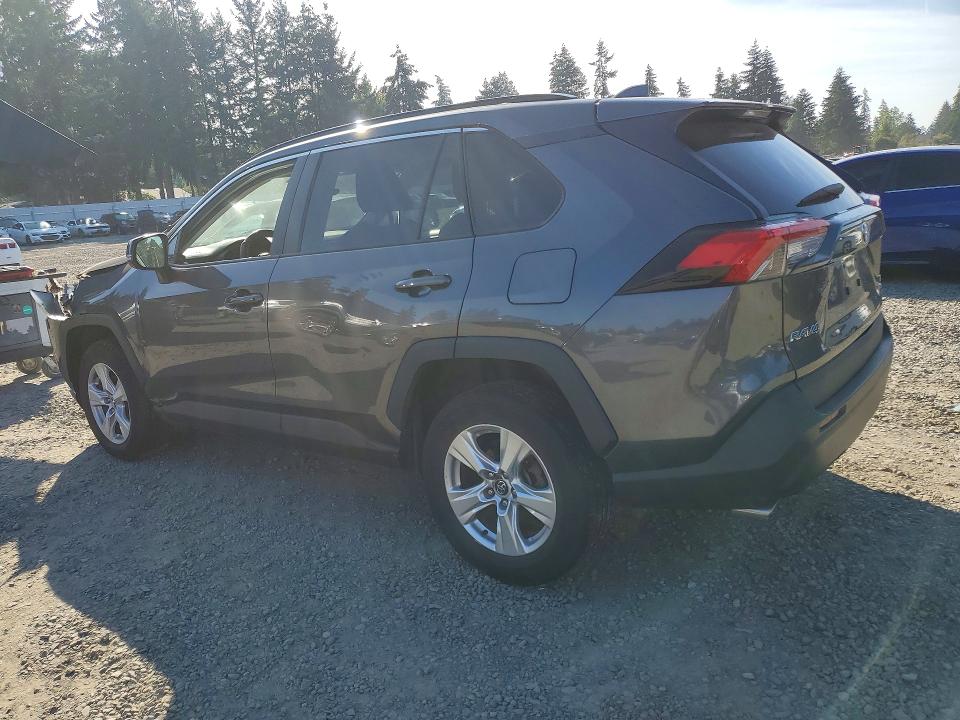 Photo 2 from auction – 2020 TOYOTA RAV4 with VIN 2T3P1RFV8LC119256