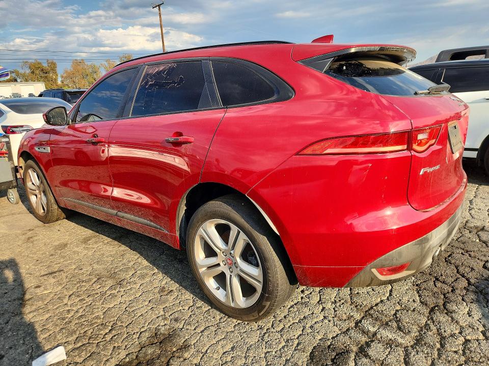 Photo 2 from auction – 2017 JAGUAR F-PACE with VIN SADCL2BV1HA883268