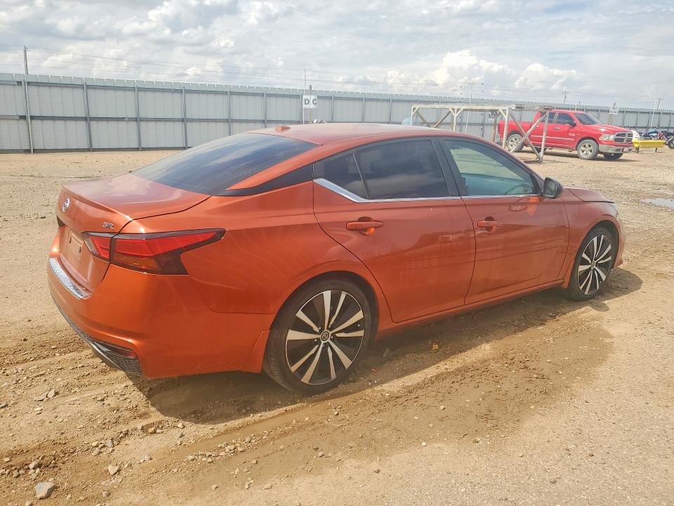 Photo 3 from auction – 2022 NISSAN ALTIMA with VIN 1N4BL4CV9NN417552