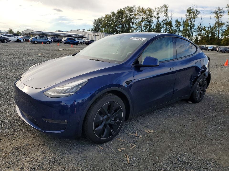 Фото 1 с аукциона – 2023 TESLA MODEL Y с VIN 7SAYGAEE2PF602129