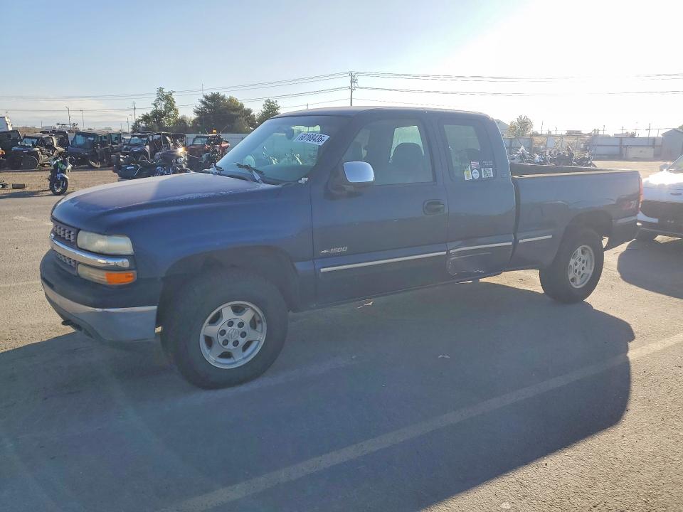 1999 CHEVROLET SILVERADO - Търг №68168436