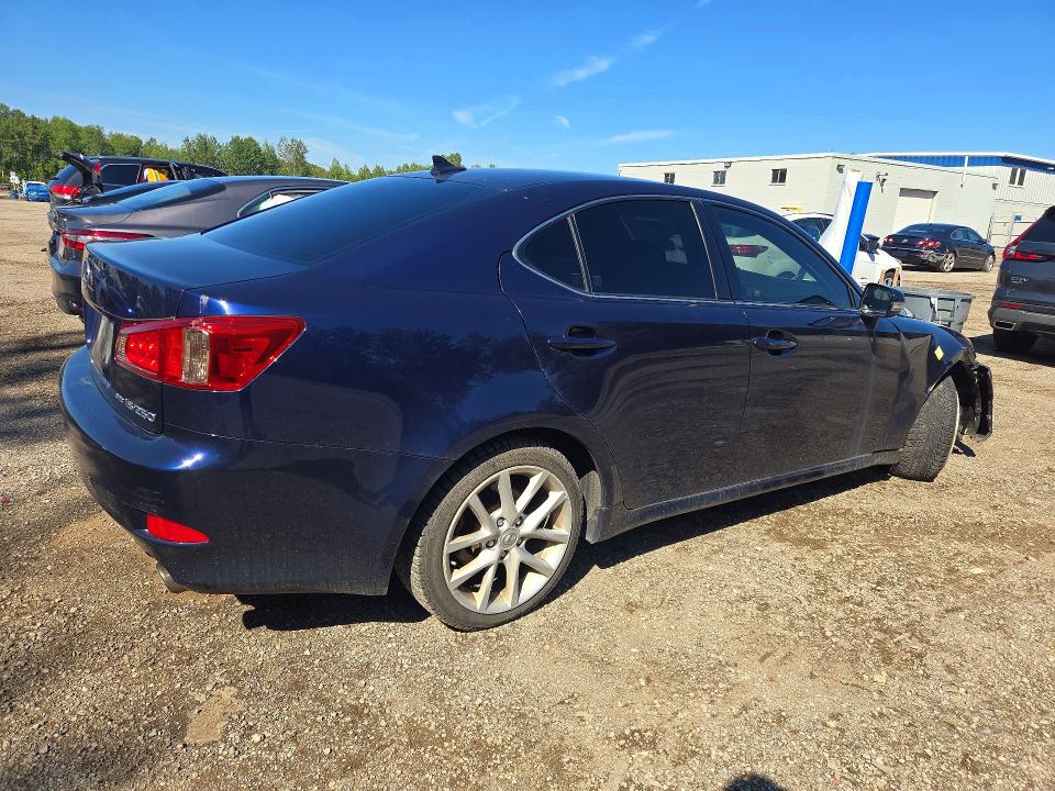 Photo 3 from auction – 2011 LEXUS IS with VIN JTHCF5C24B5048613