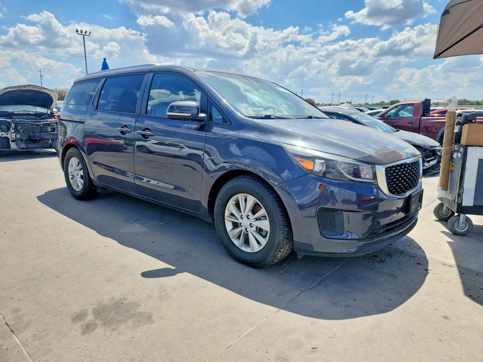Photo 4 from auction – 2015 KIA SEDONA with VIN KNDMB5C14F6069471