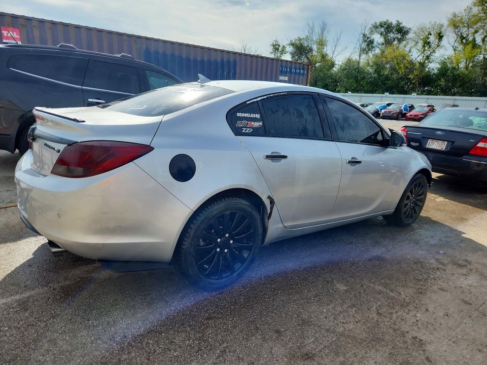 Photo 3 from auction – 2013 BUICK REGAL with VIN 2G4GS5EV5D9221921
