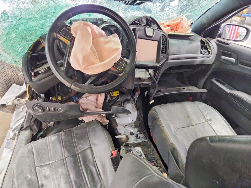 Фото 8 с аукциона – 2014 CHRYSLER 300 с VIN 2C3CCAGGXEH287769