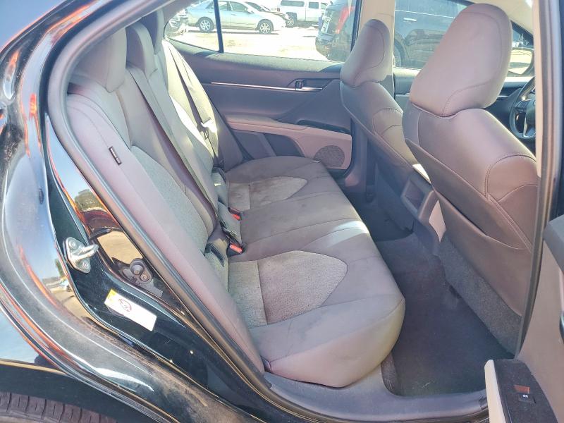 Photo 10 from auction – 2018 TOYOTA CAMRY with VIN 4T1B11HK2JU644557