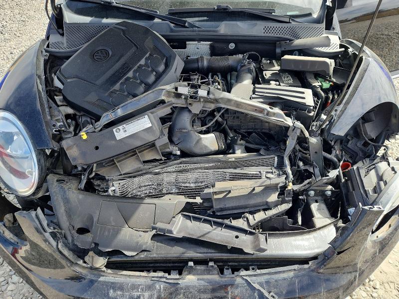 Zdjęcie 11 z aukcji – 2018 VOLKSWAGEN BEETLE z VIN 3VW5DAAT4JM516012