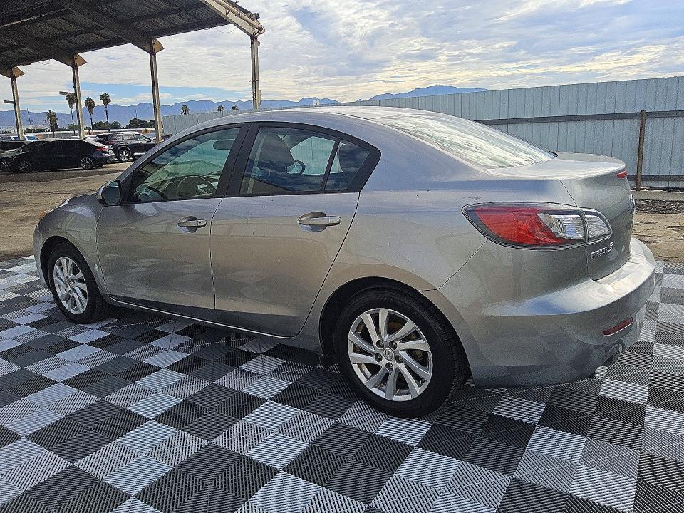 Foto 2 de la subasta – 2012 MAZDA 3 con VIN JM1BL1V89C1578570