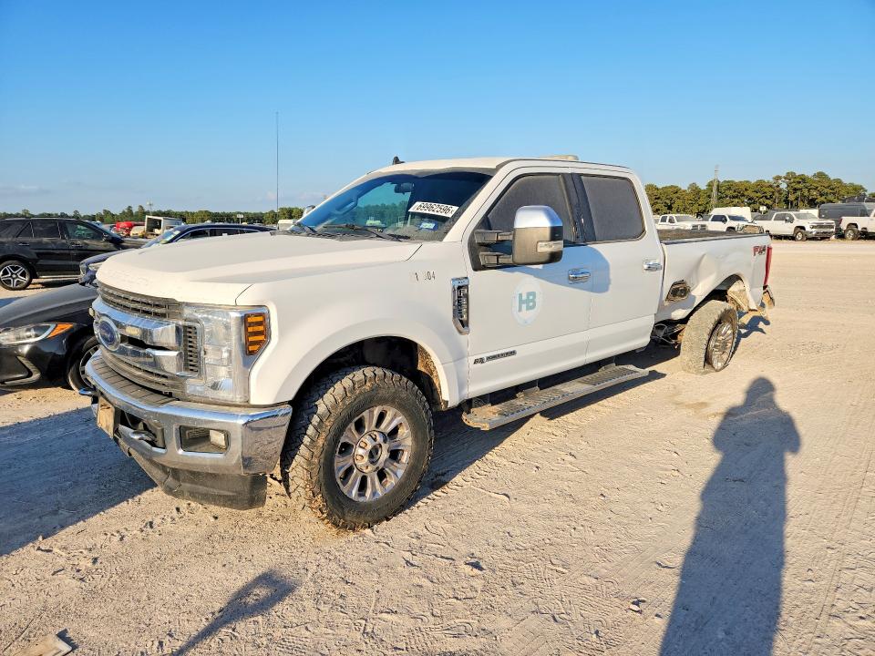Снимка 1 от търг – 2019 FORD F350 с VIN 1FT8W3BT6KEE10480
