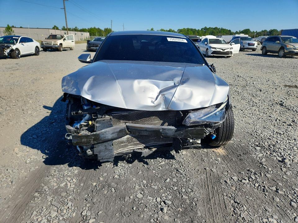 Снимка 5 от търг – 2022 HYUNDAI ELANTRA с VIN 5NPLM4AG0NH063565