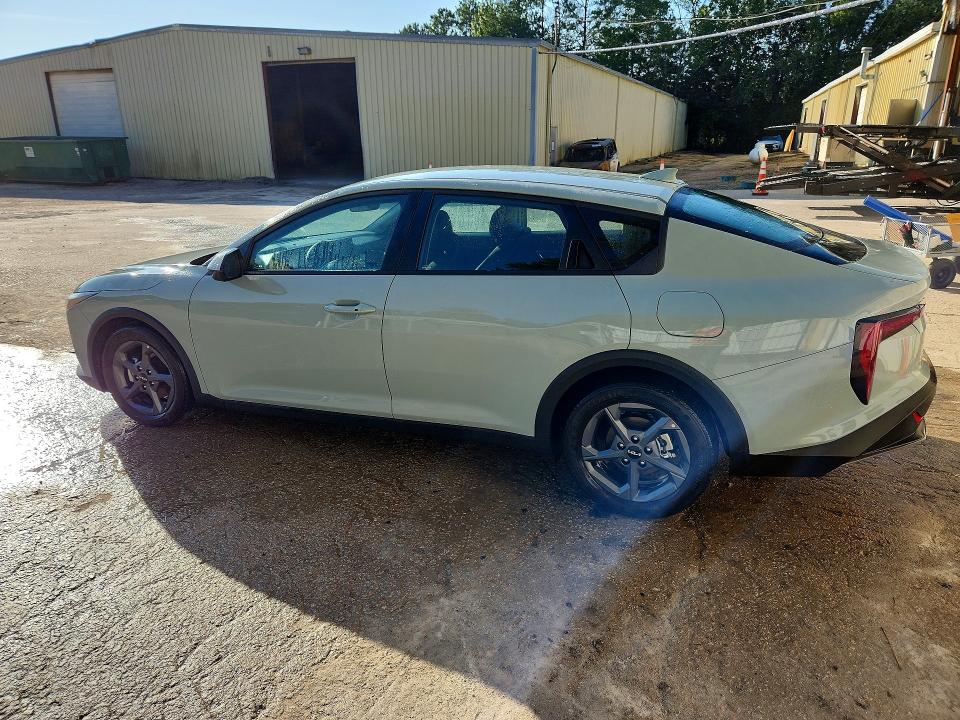 صورة رقم 2 من المزاد - 2026 KIA K4 مع VIN 3KPFT4DE4TE350645
