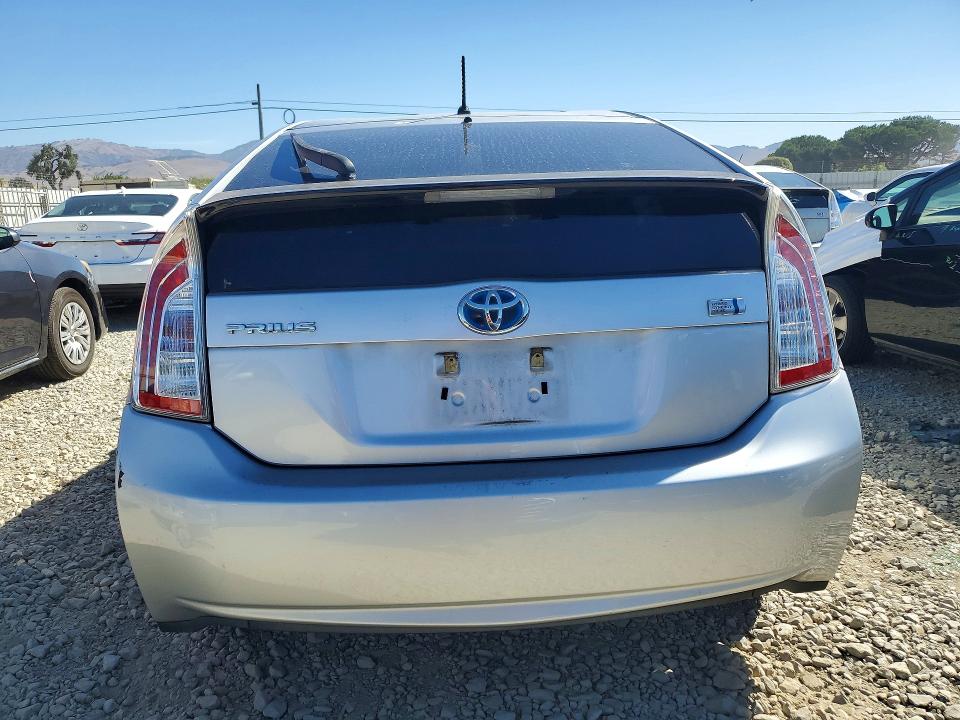 Photo 6 from auction – 2012 TOYOTA PRIUS with VIN JTDKN3DU3C5437748